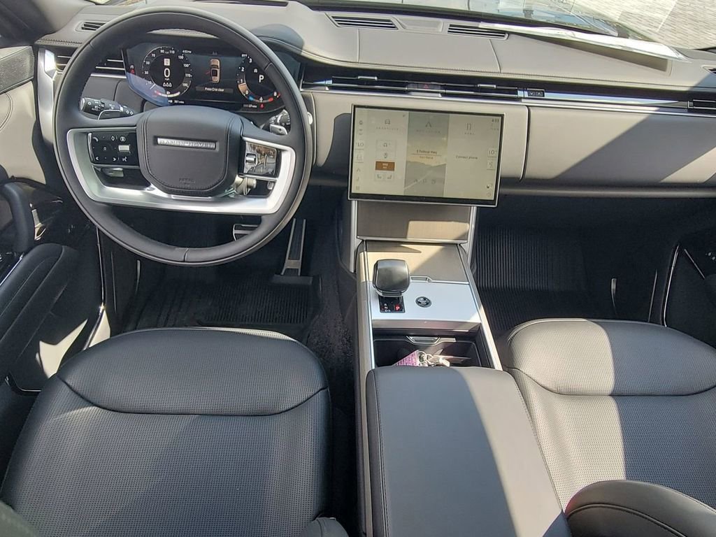 New 2026 Land Rover Range Rover SV image 18
