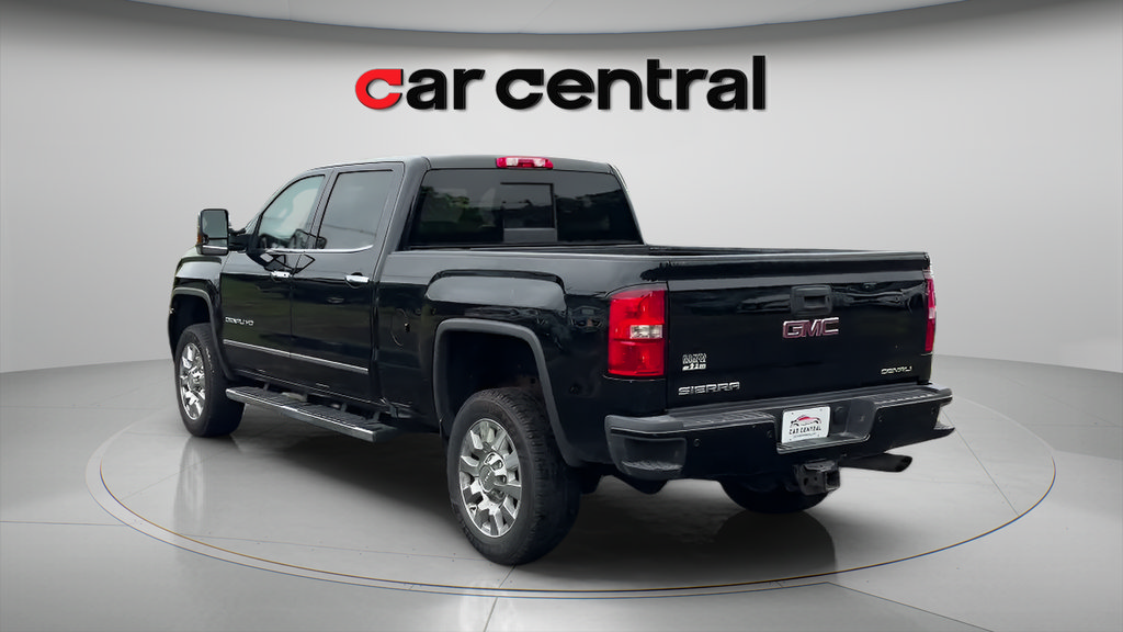 Used 2019 GMC Sierra 2500 Denali AWD/4WD image 3