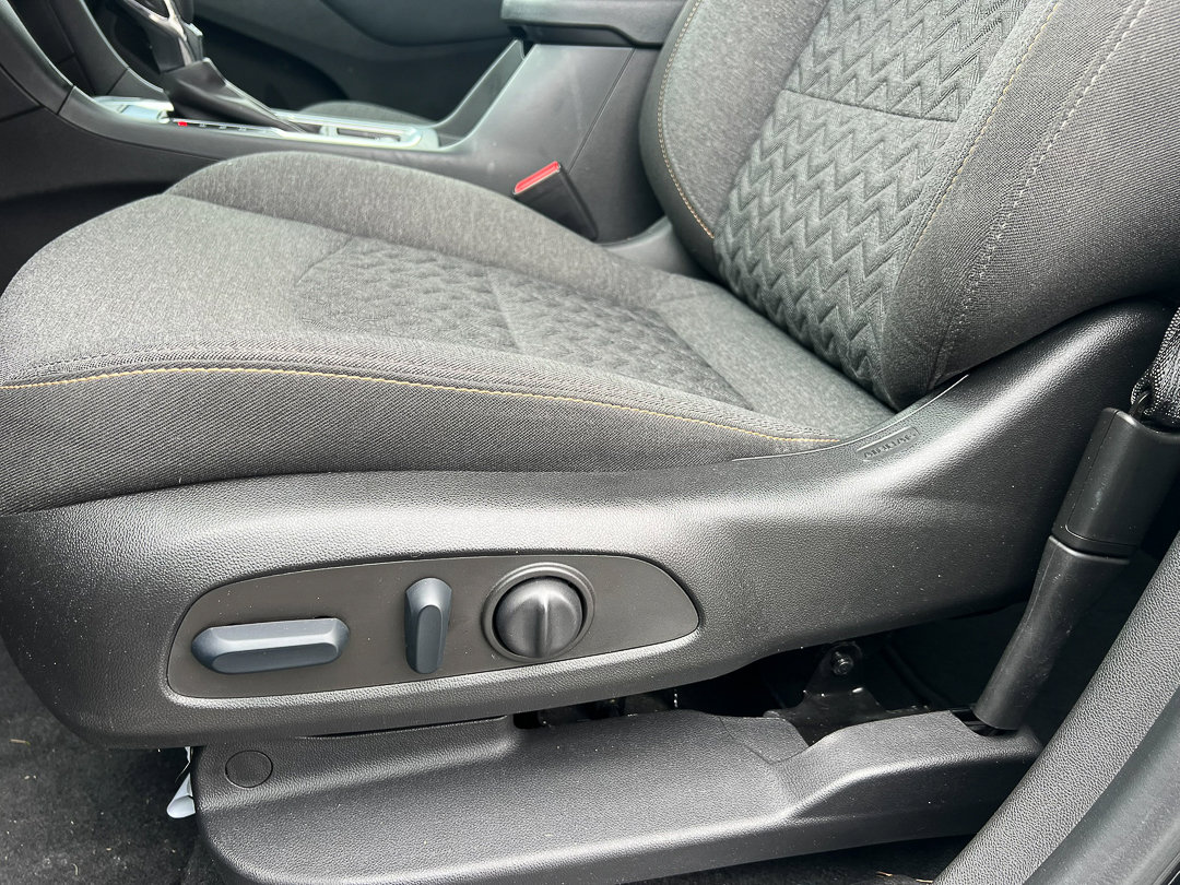 Used 2022 Chevrolet Equinox LT image 14