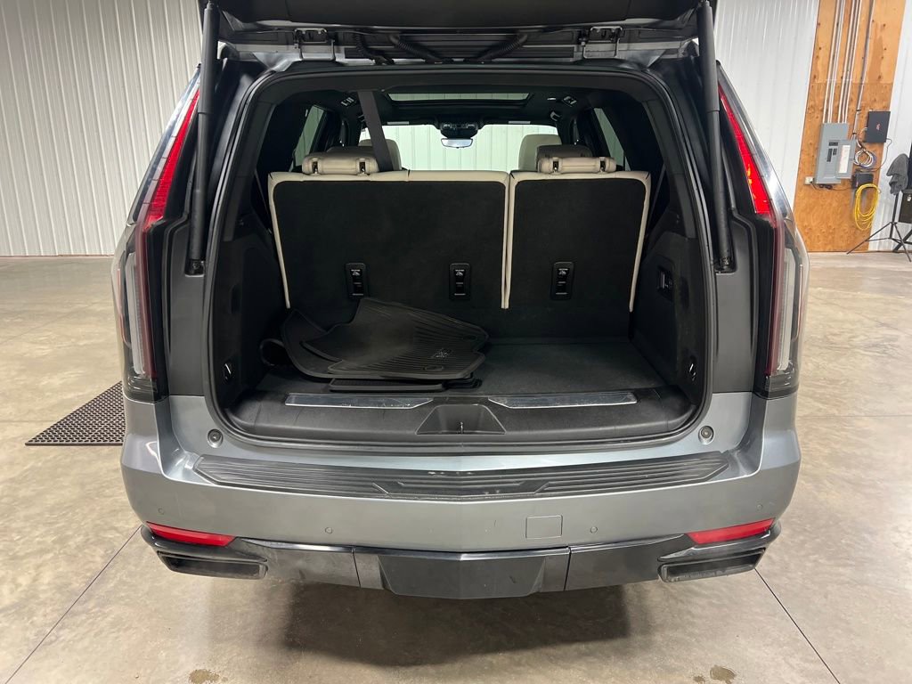 Certified 2021 Cadillac Escalade Sport w/ Driver Assist Tech Package image 11