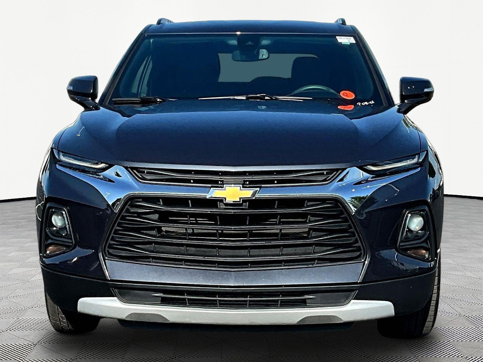 Used 2022 Chevrolet Blazer LT FWD image 2