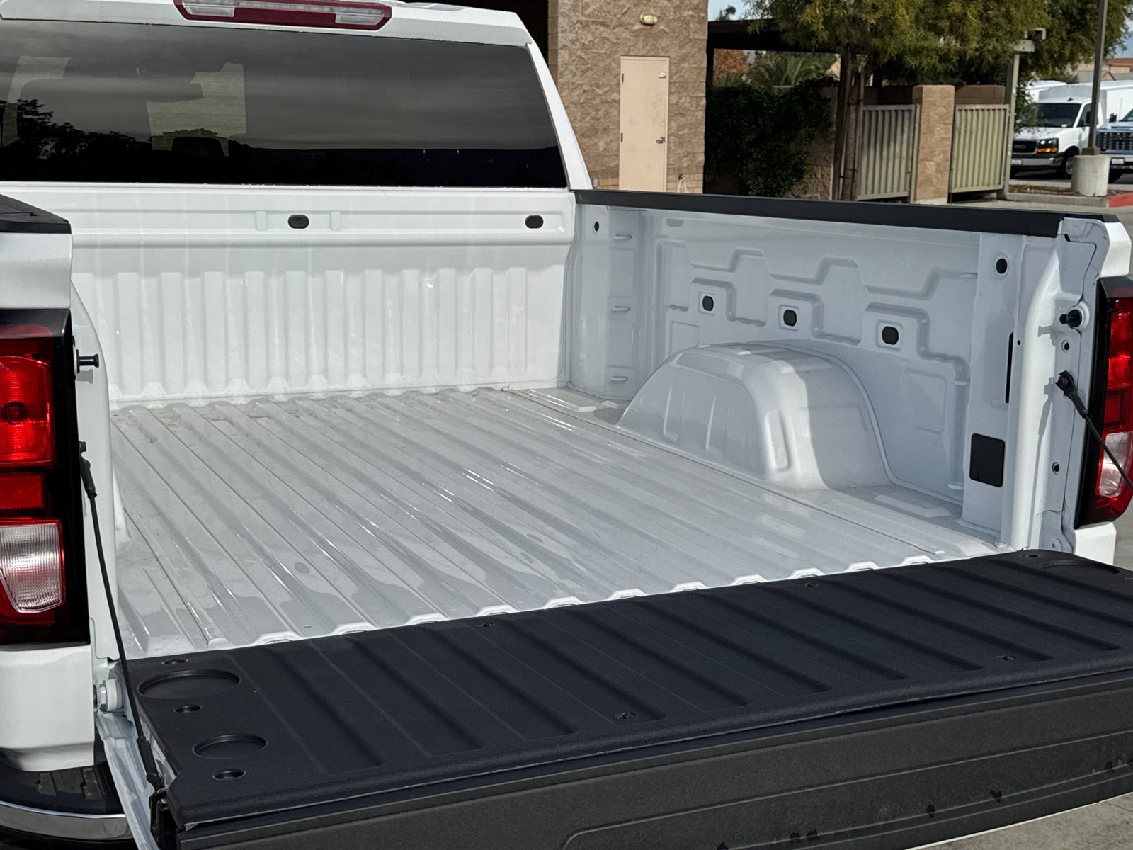 Used 2026 GMC Sierra 1500 Pro w/ Pro Value Package image 10