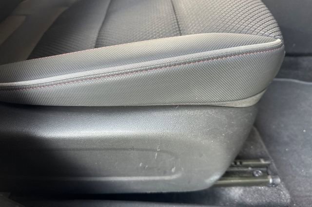 Used 2023 Chevrolet TrailBlazer RS w/ Convenience Package image 23