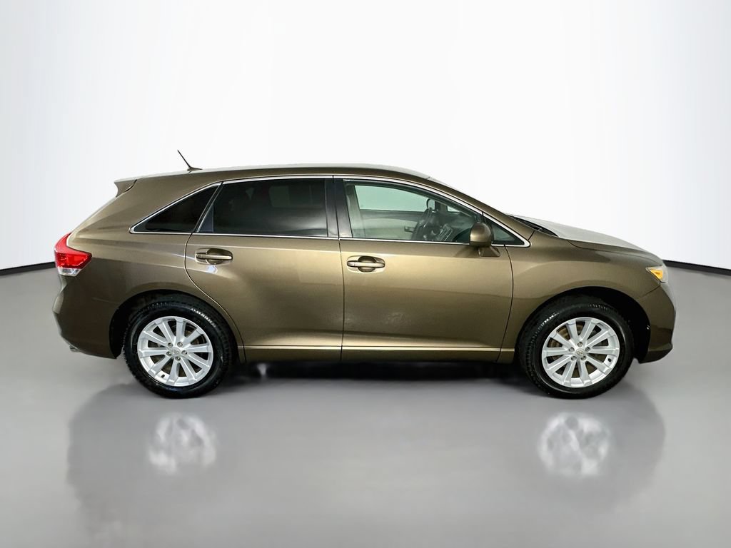 Used 2011 Toyota Venza w/ Leather Pkg FWD image 8