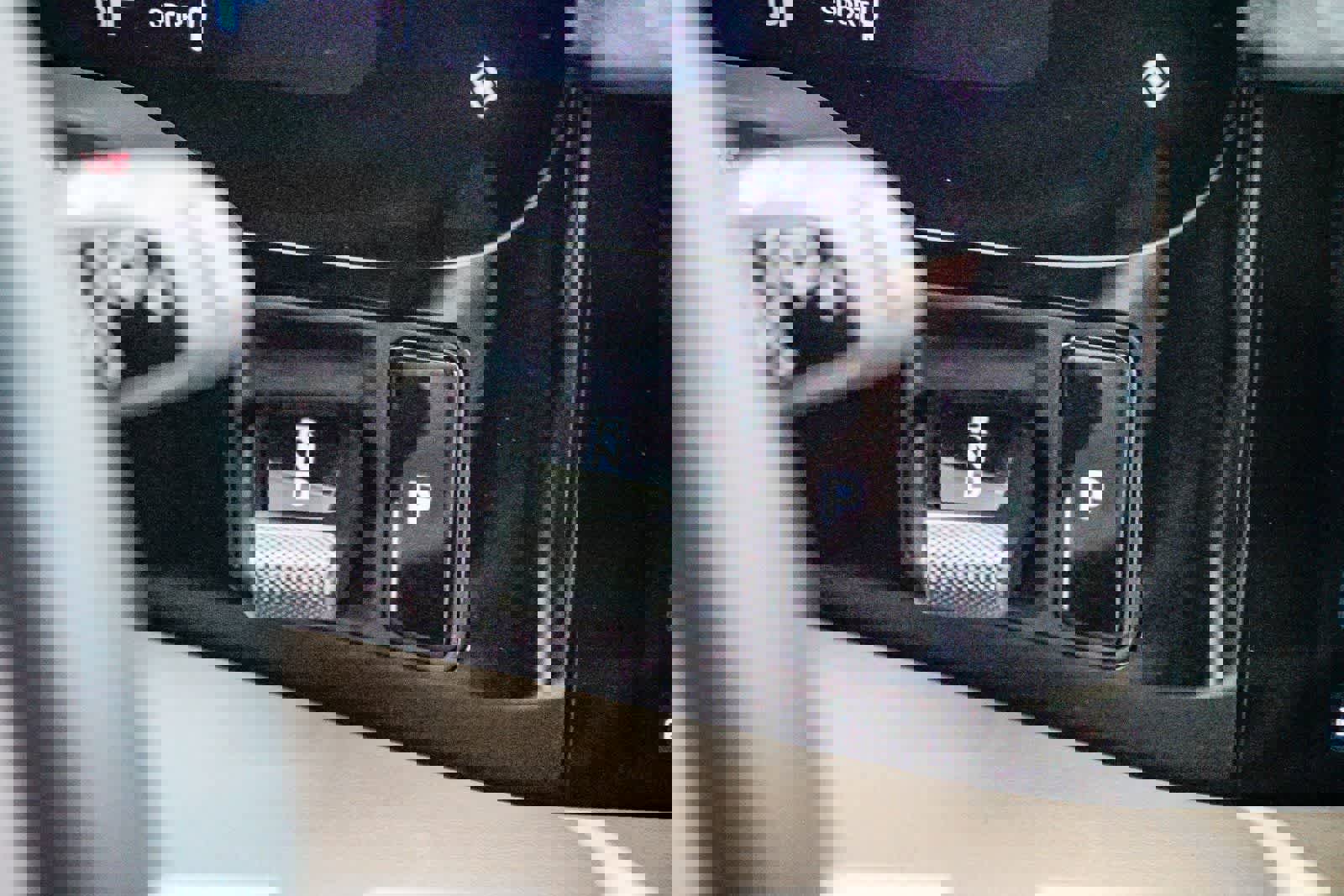 Used 2023 Porsche Taycan 4 Cross Turismo image 23