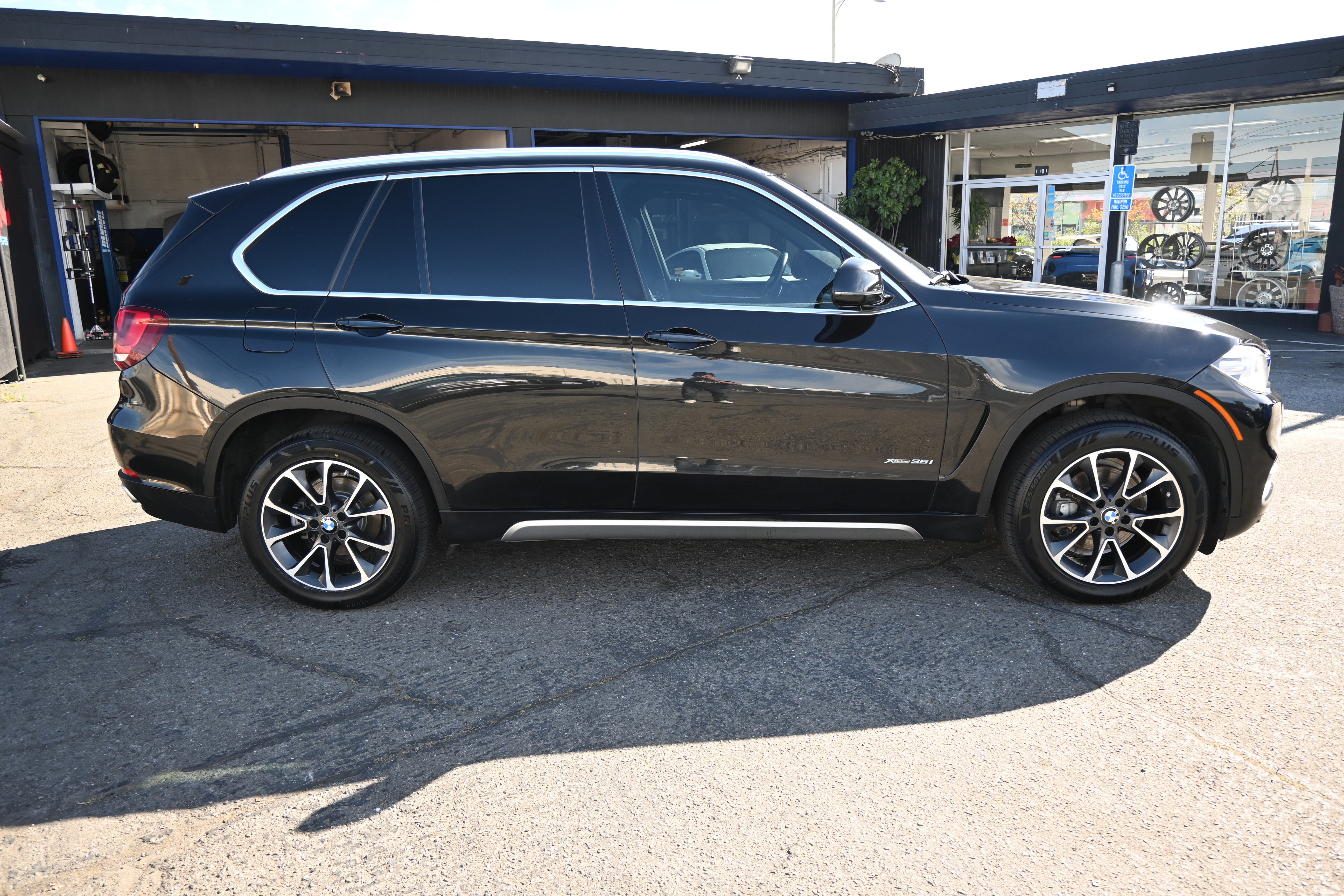 Used 2018 BMW X5 xDrive35i AWD/4WD image 7