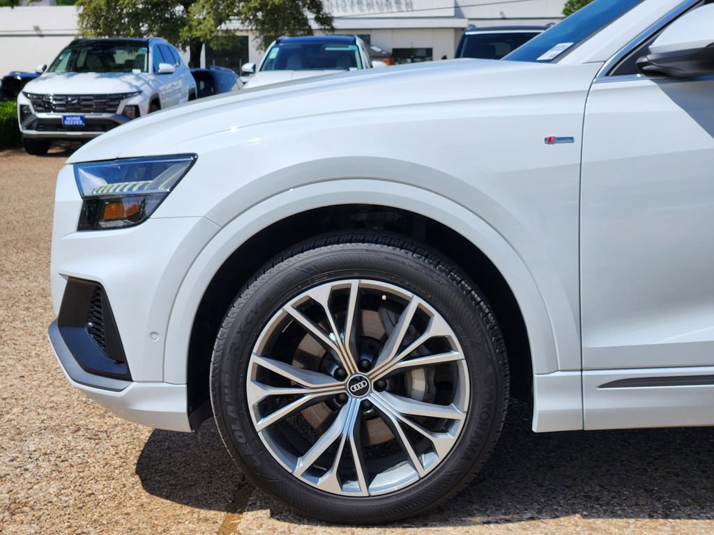 Used 2021 Audi Q8 Premium Plus w/ Premium Plus Package image 9