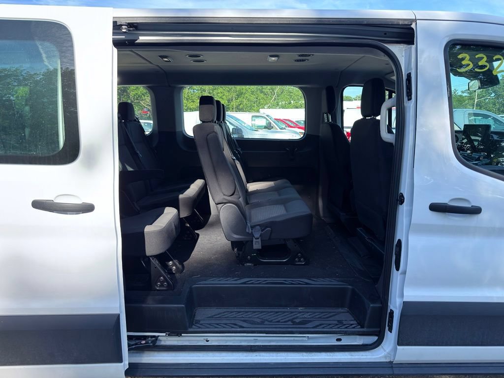 Used 2024 Ford Transit 350 XLT RWD image 26