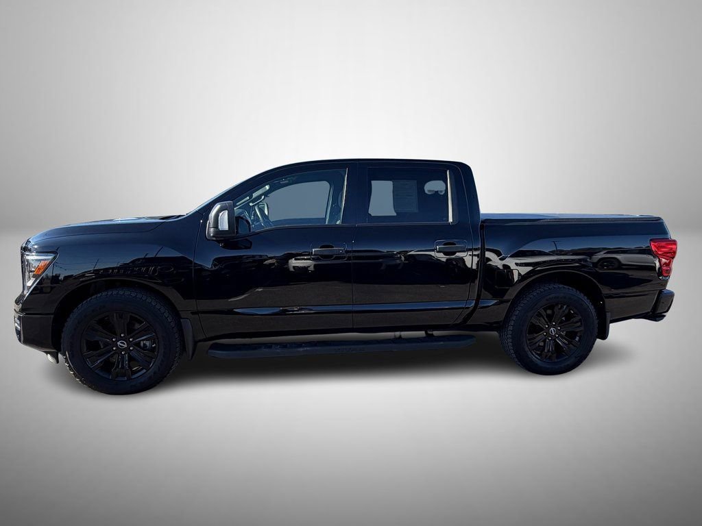 Used 2023 Nissan Titan SV w/ SV Convenience Package image 6