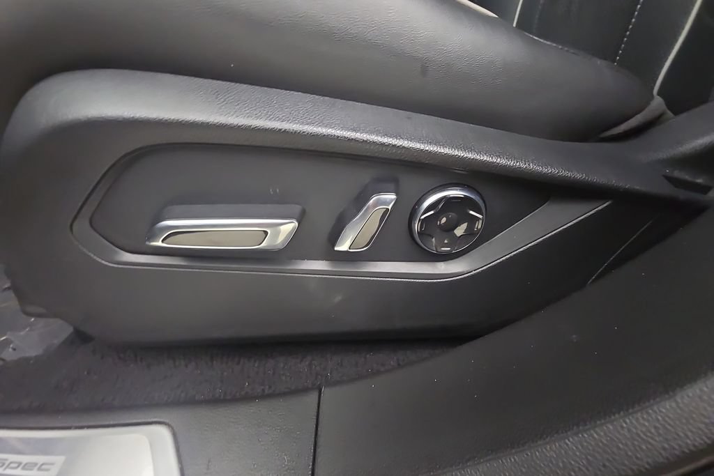 Used 2021 Acura RDX w/ Advance Package FWD image 13