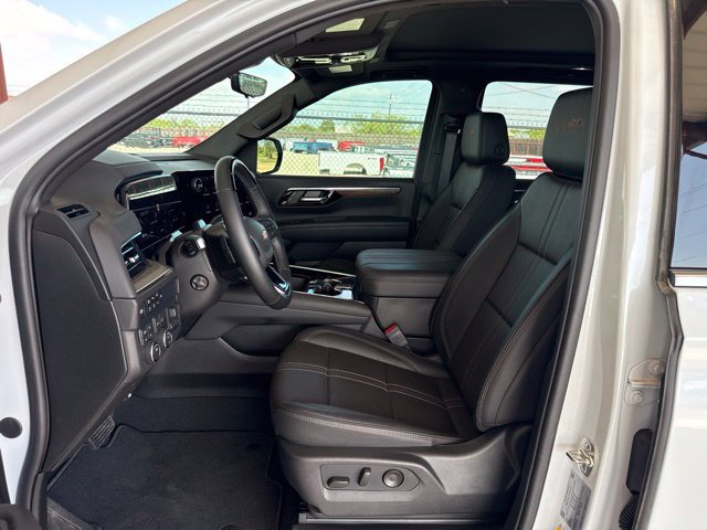 Used 2026 Chevrolet Tahoe High Country w/ Sun And Tow Package AWD/4WD image 13