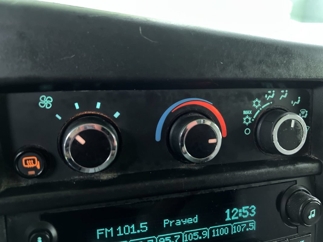 Used 2020 Chevrolet Express 2500 w/ Driver Convenience Package RWD image 22