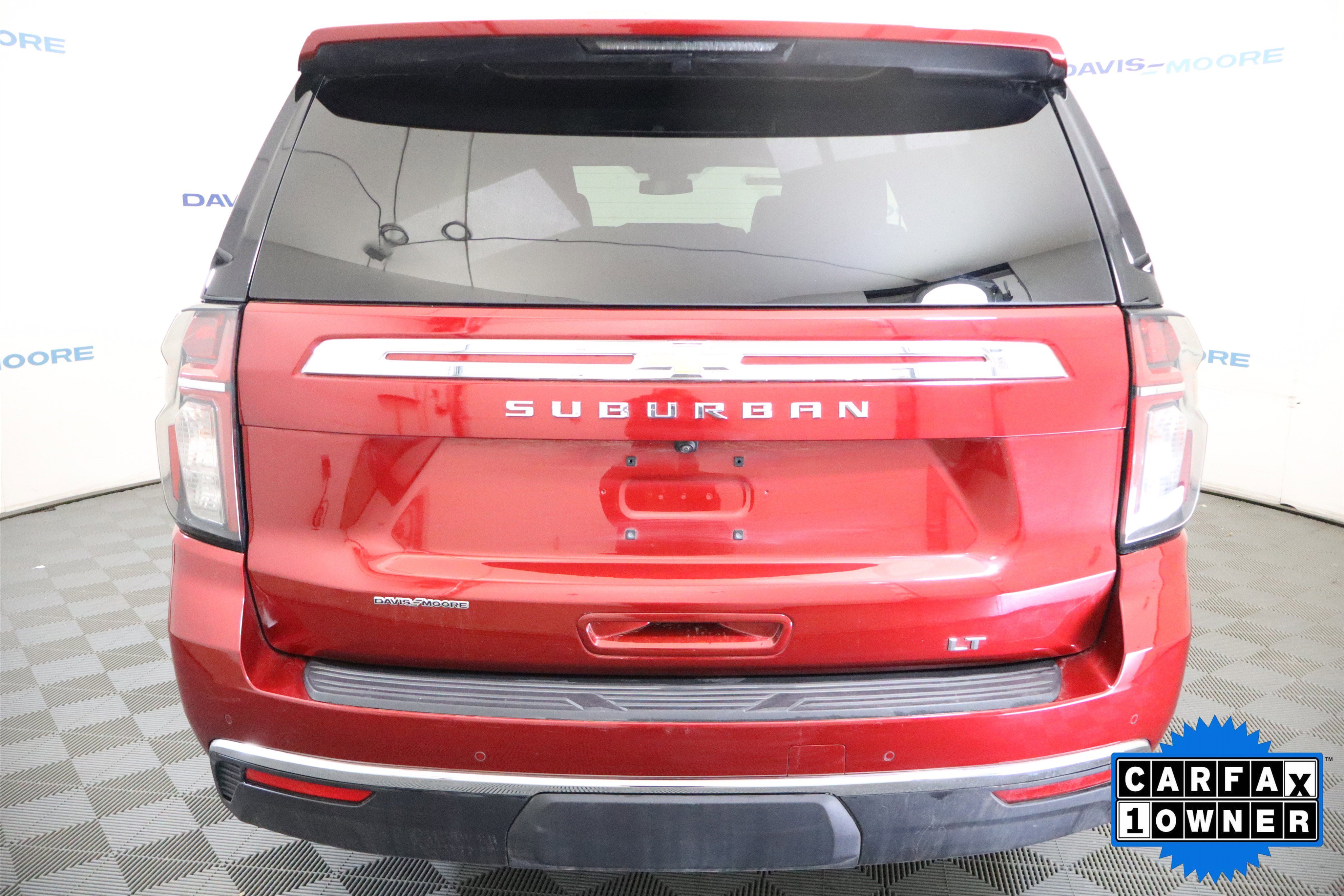 Used 2023 Chevrolet Suburban LT w/ Luxury Package AWD/4WD image 8