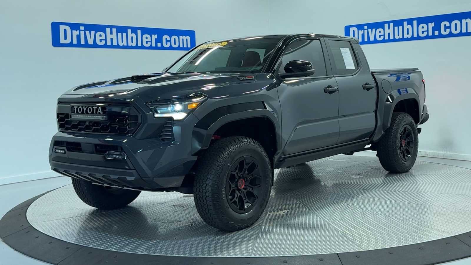 Used 2024 Toyota Tacoma TRD Pro AWD/4WD image 8