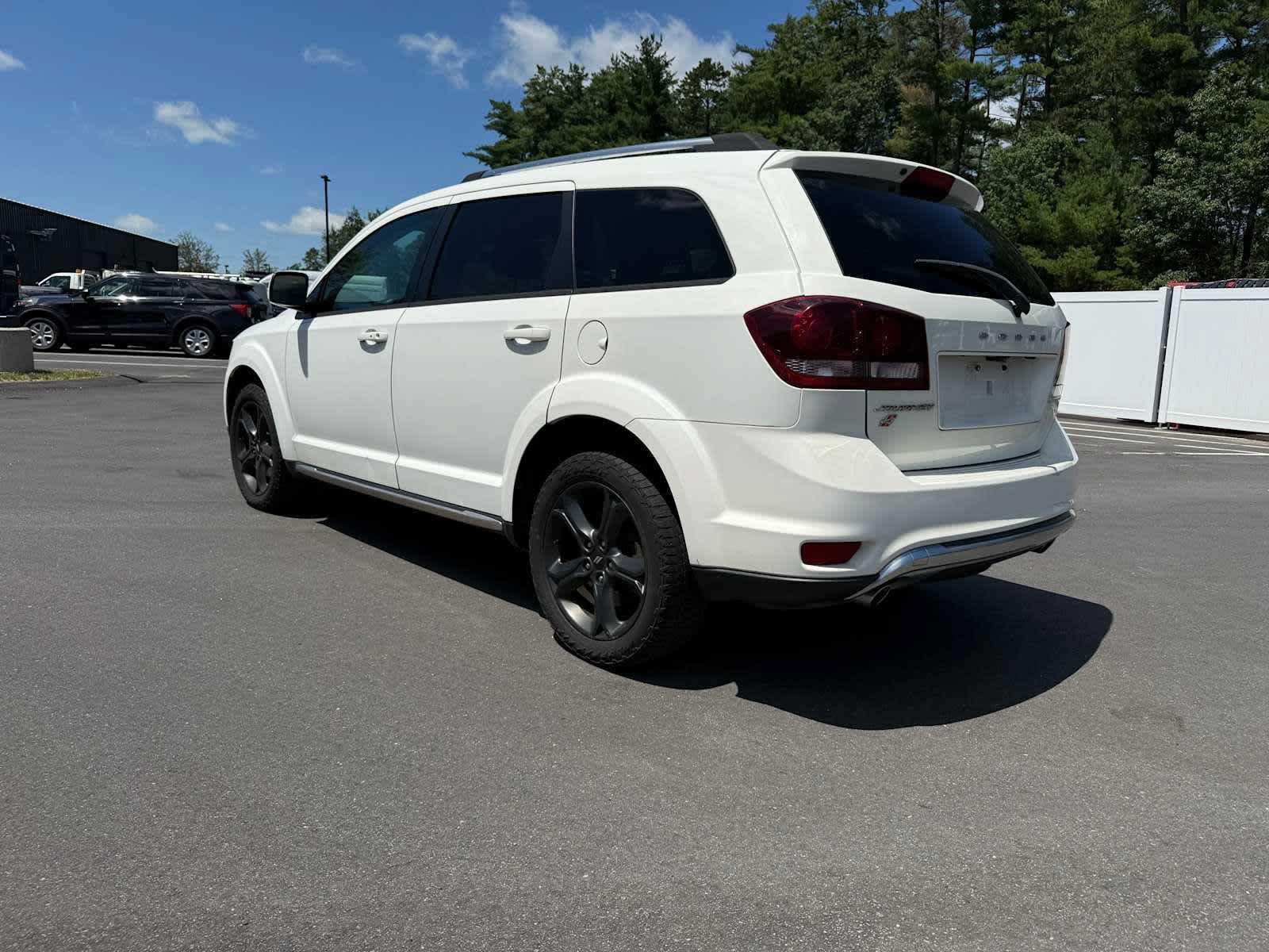 Used 2018 Dodge Journey Crossroad AWD/4WD image 10