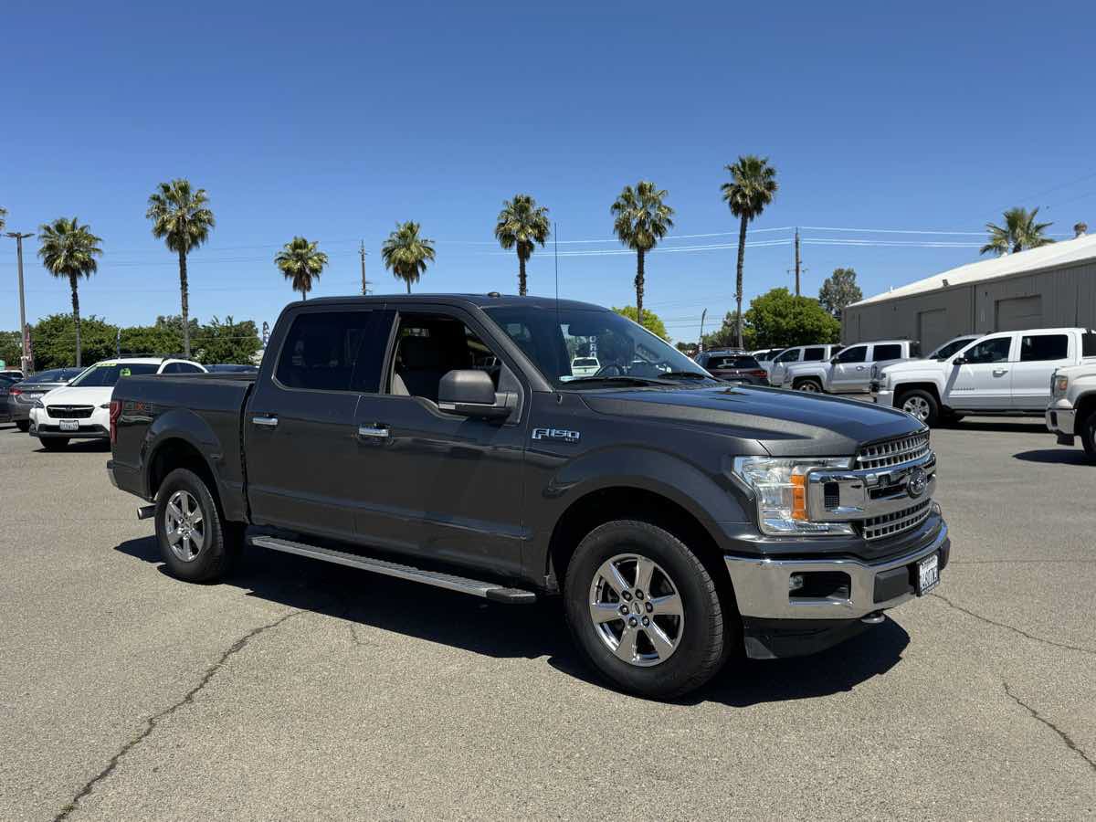 Used 2018 Ford F150 XLT w/ Equipment Group 302A Luxury AWD/4WD image 12