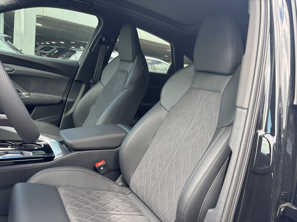 New 2025 Audi SQ5 Premium Plus AWD/4WD image 13