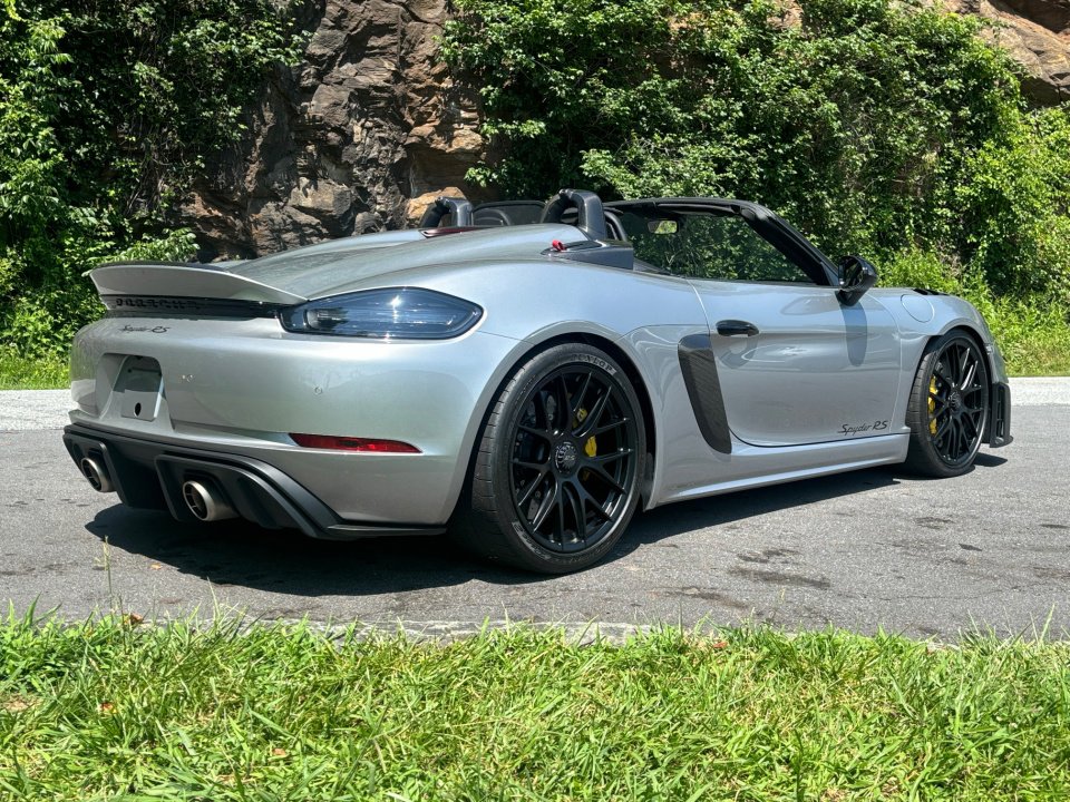 Certified 2025 Porsche 718 Boxster Spyder RS image 9