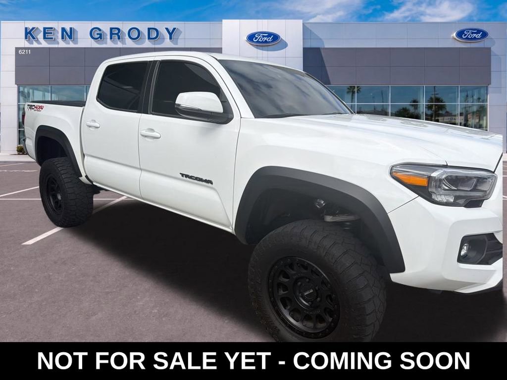 Used 2023 Toyota Tacoma TRD Off-Road w/ Black Out Package (TMS)