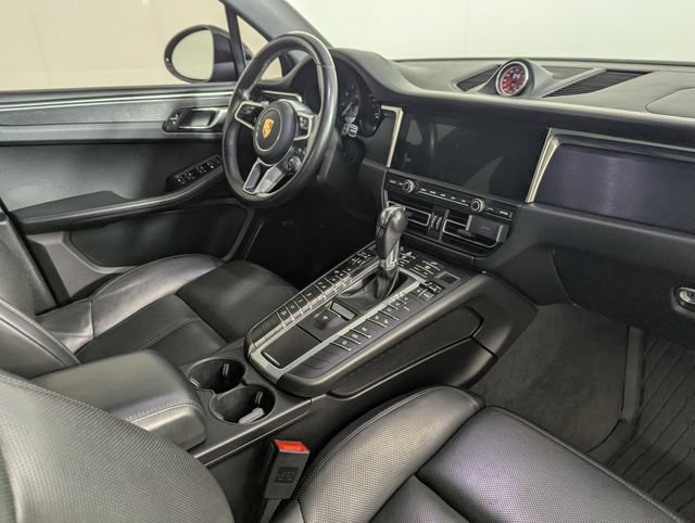 Used 2021 Porsche Macan GTS AWD/4WD image 25