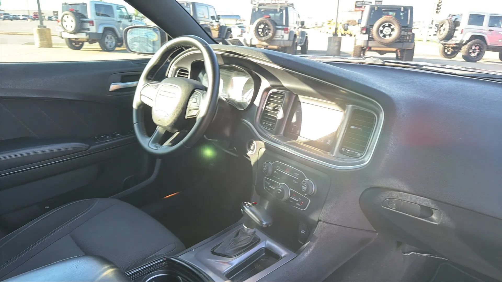 Used 2019 Dodge Charger SXT w/ Blacktop Package RWD image 68
