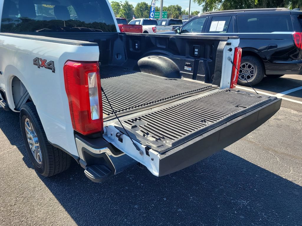 Certified 2025 Ford F250 XLT AWD/4WD image 8