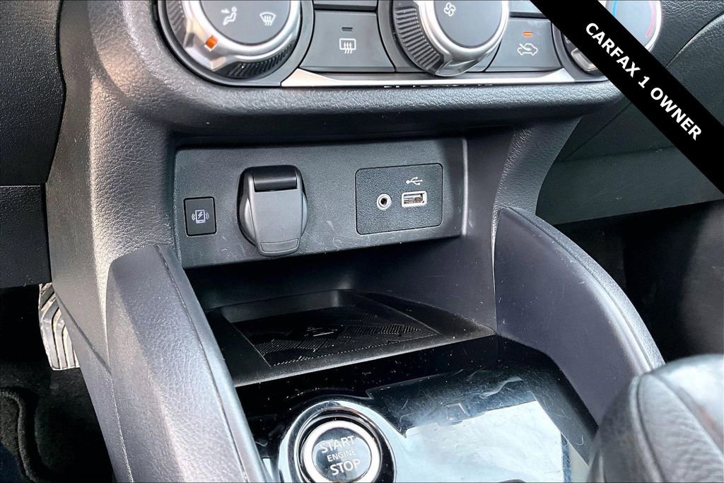 Used 2024 Nissan Versa SV w/ Trunk Package image 15