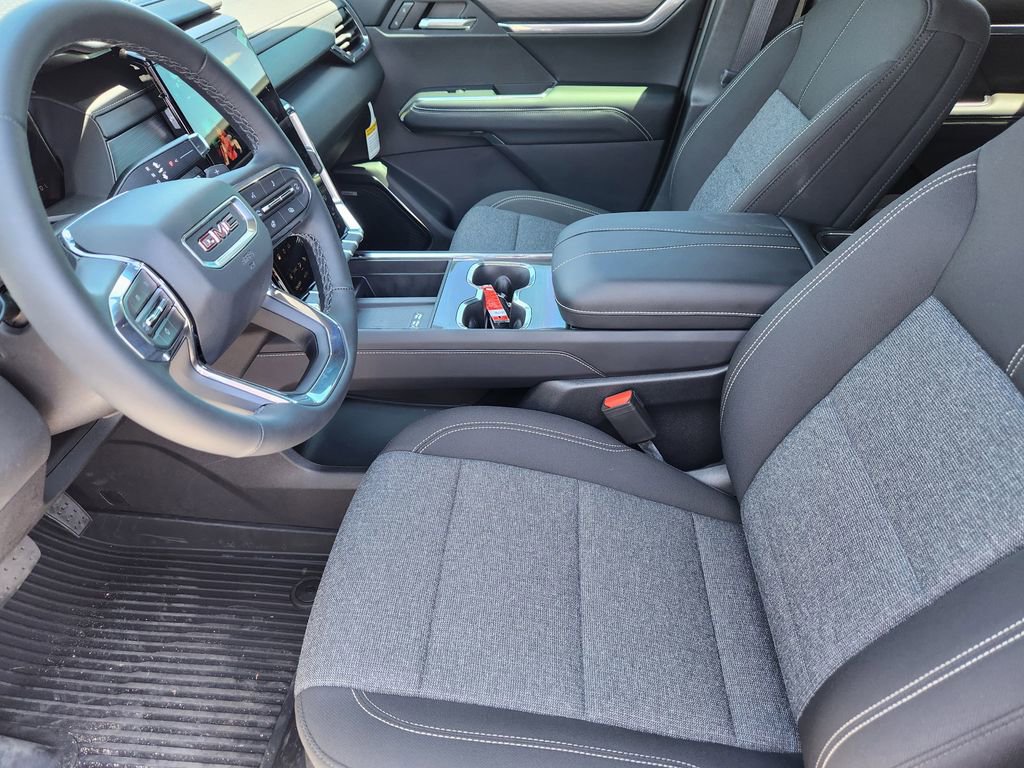 New 2025 GMC Acadia Elevation image 8