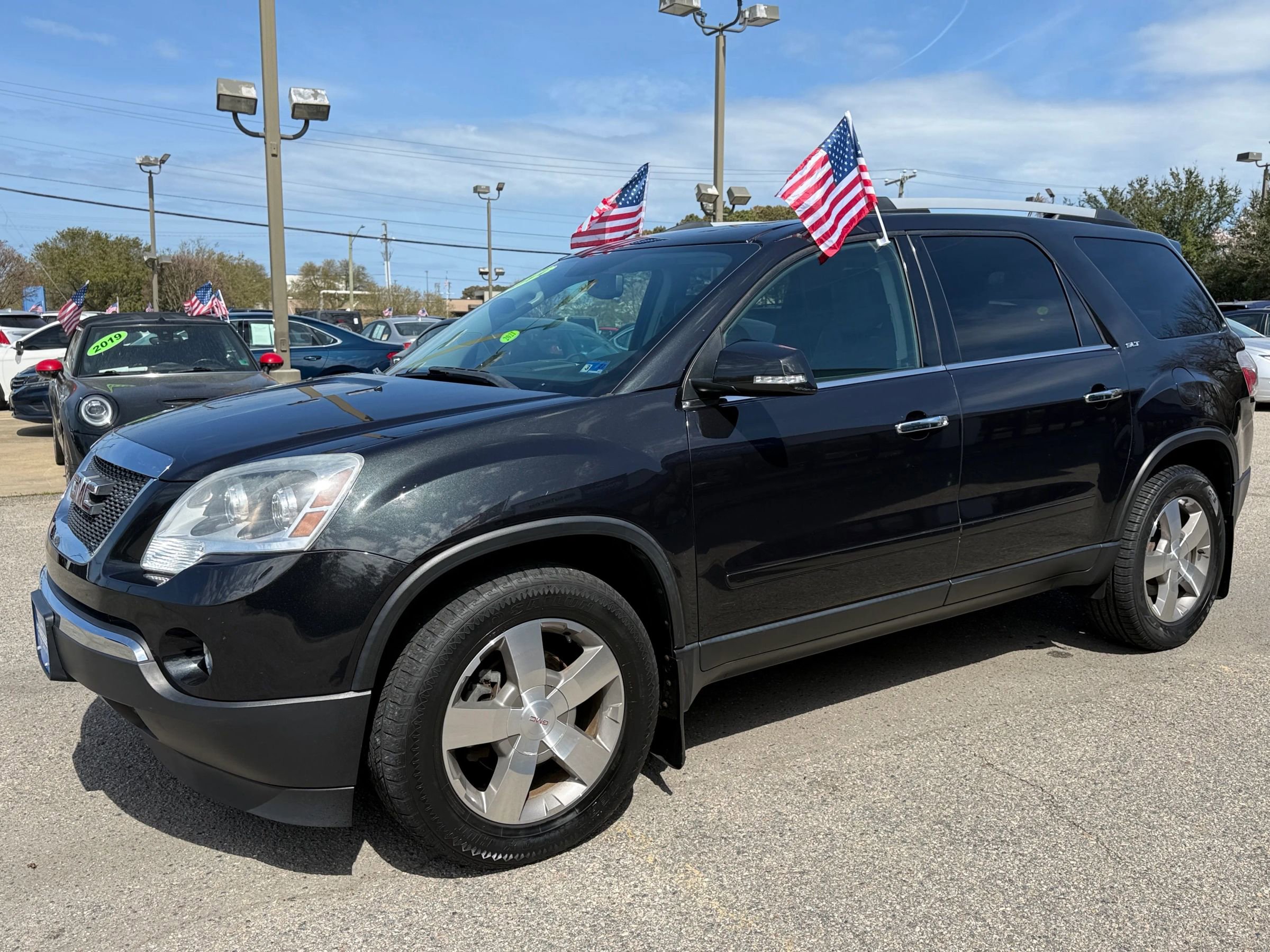 Used 2011 GMC Acadia SLT image 11