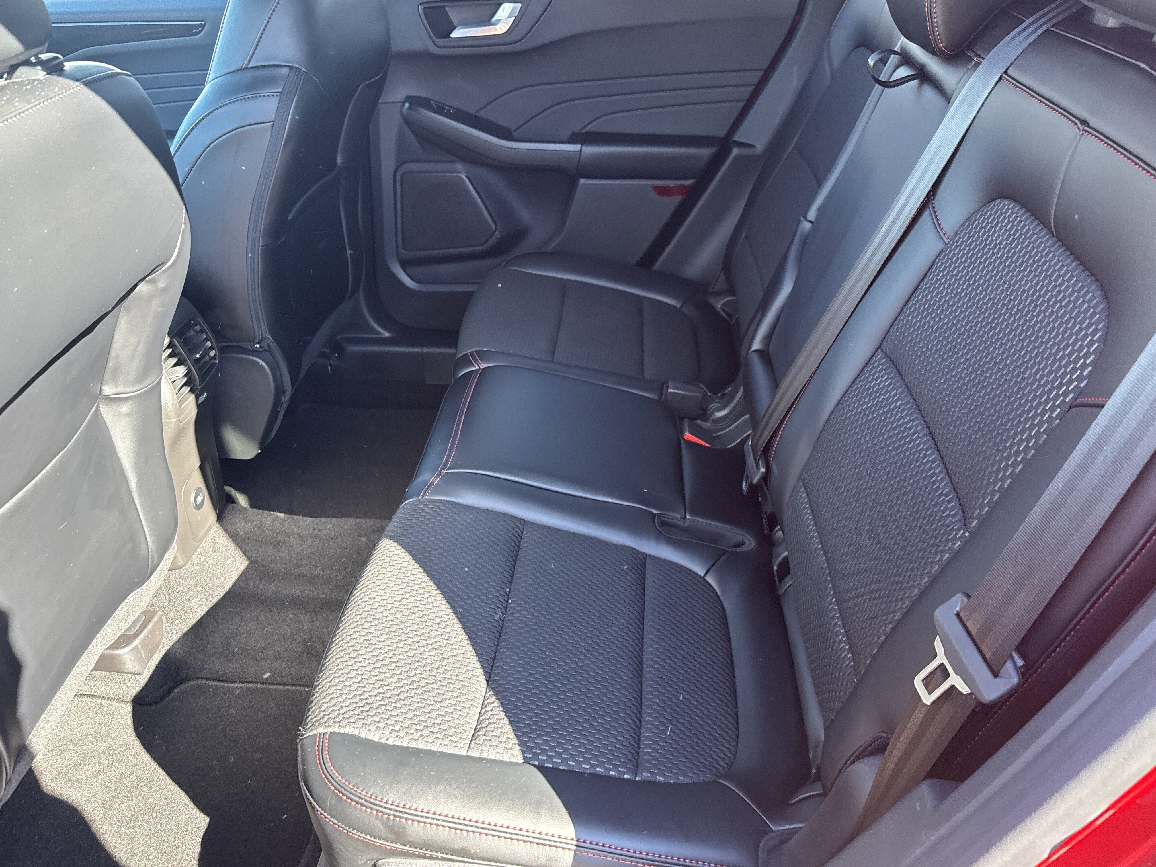 Certified 2024 Ford Escape ST-Line image 11