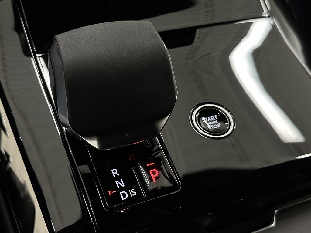 Used 2025 Land Rover Range Rover Sport Dynamic SE image 29