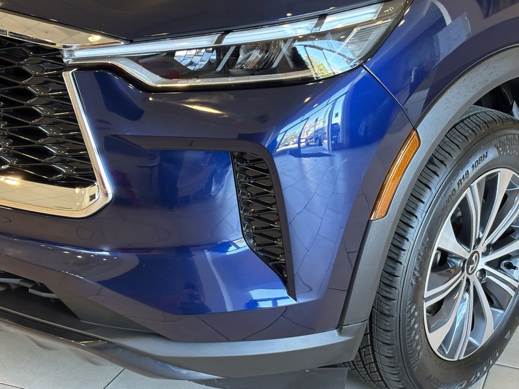 Certified 2025 INFINITI QX60 Pure image 9