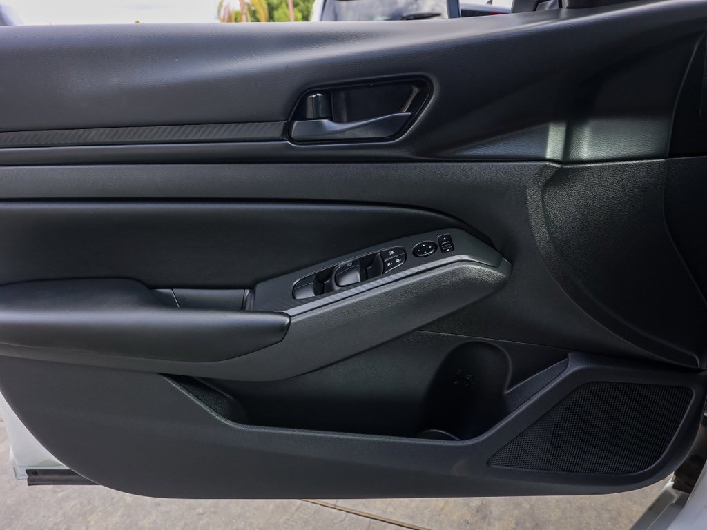 Used 2025 Nissan Altima 2.5 S image 22