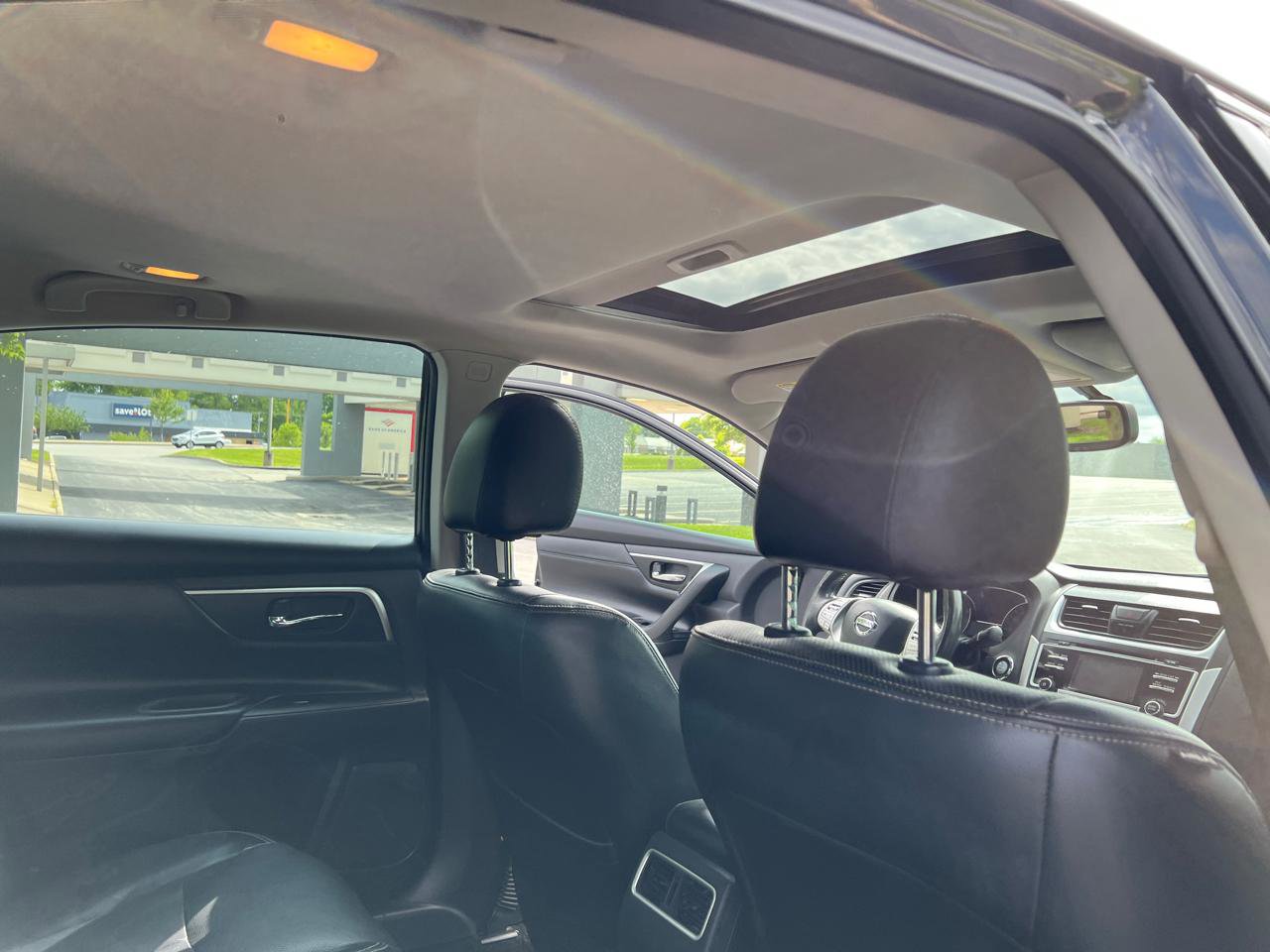 Used 2017 Nissan Altima 2.5 SL w/ Moonroof Package FWD image 30