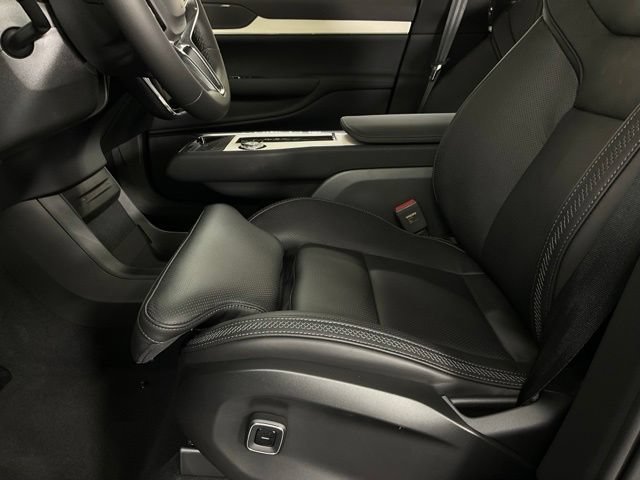 New 2026 Volvo EX90 Ultra AWD/4WD image 30