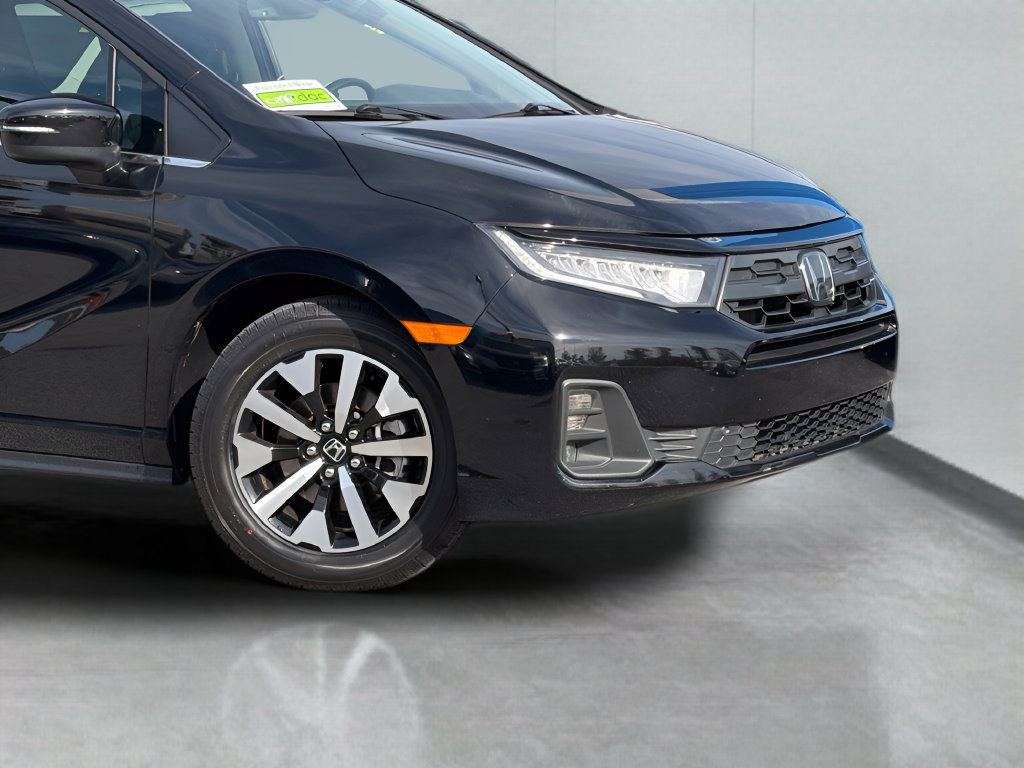 Used 2025 Honda Odyssey EX-L image 3