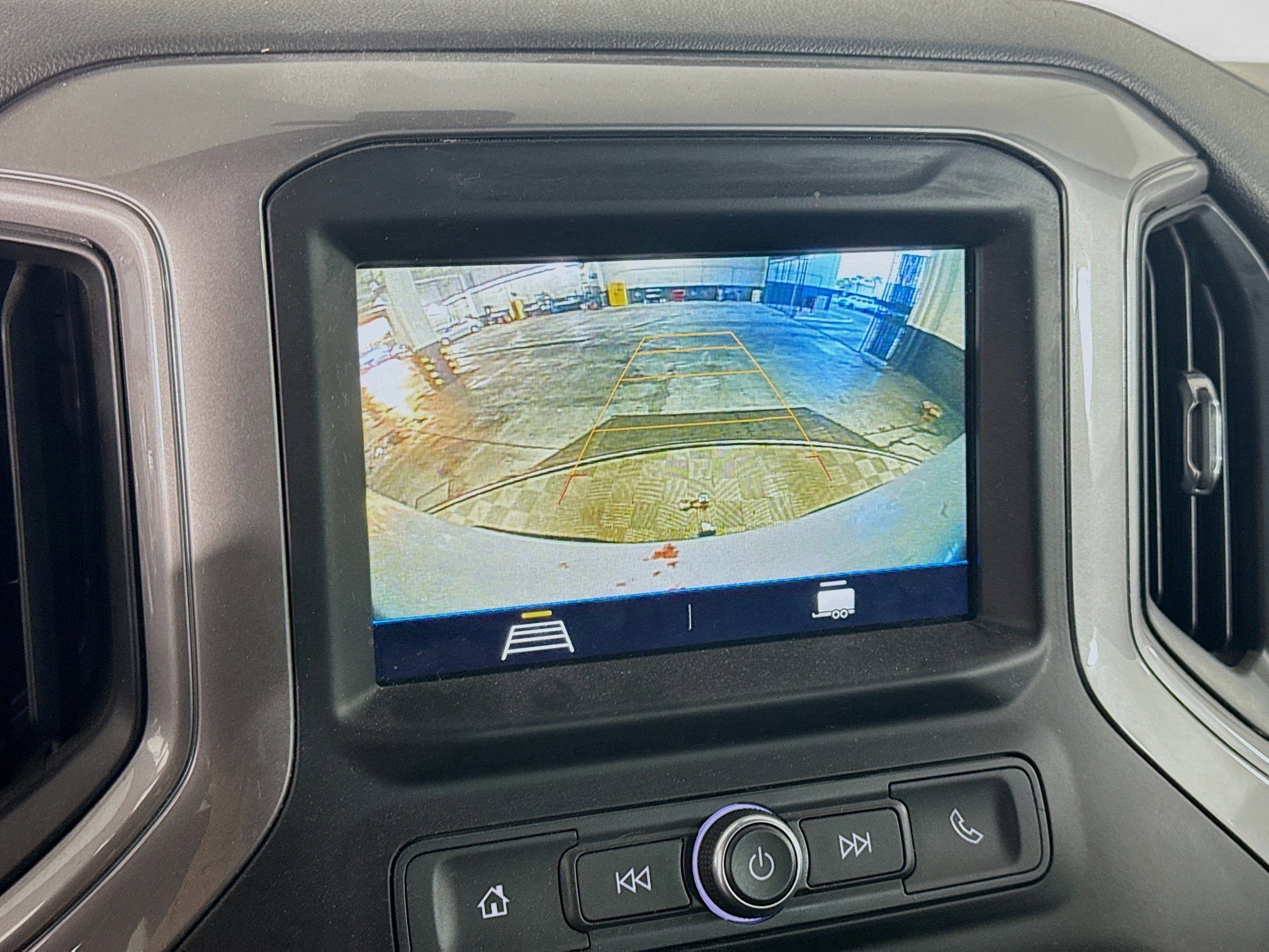 Used 2019 Chevrolet Silverado 1500 Custom Trail Boss w/ Custom Convenience Package image 18