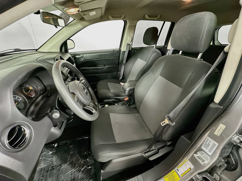 Used 2015 Jeep Compass Sport w/ Power Value Group AWD/4WD image 23