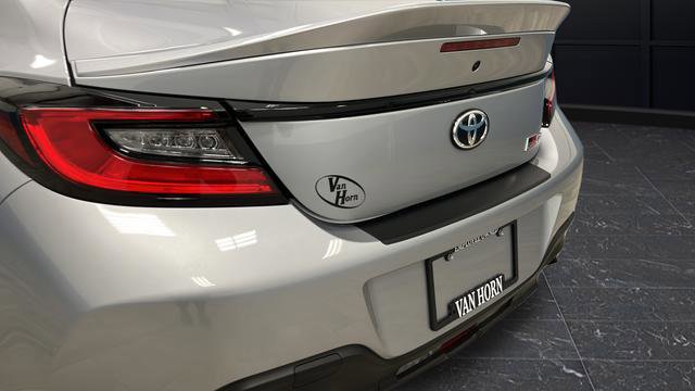 Used 2025 Toyota GR86 Premium w/ ALL Weather Mat Package (TMS) image 32