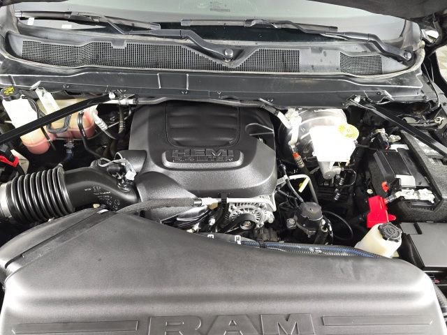 Used 2024 RAM 2500 Big Horn w/ Safety Group image 8