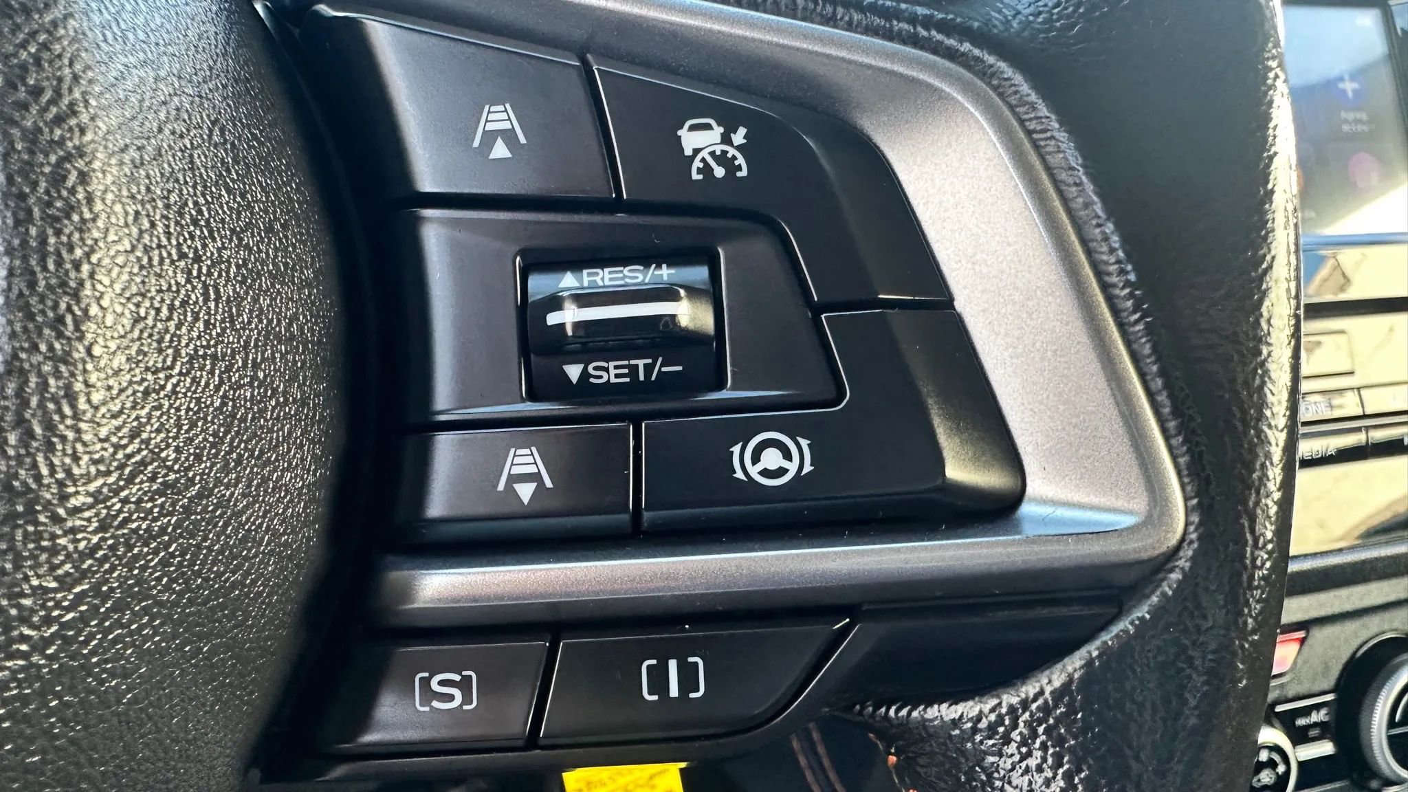 Used 2022 Subaru Crosstrek 2.0i Premium image 21