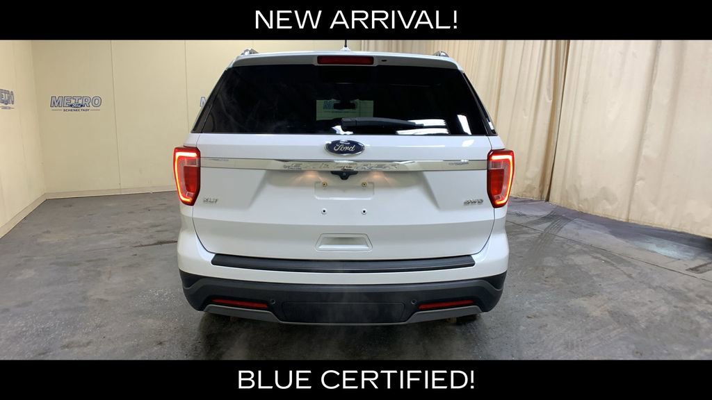 Used 2019 Ford Explorer XLT w/ Equipment Group 202A image 4