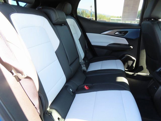 Used 2025 Chevrolet Equinox EV LT w/ Convenience Package II FWD image 35