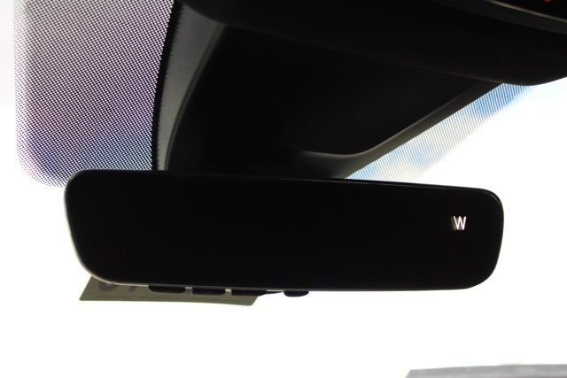 New 2026 Volkswagen Atlas Cross Sport SE image 30