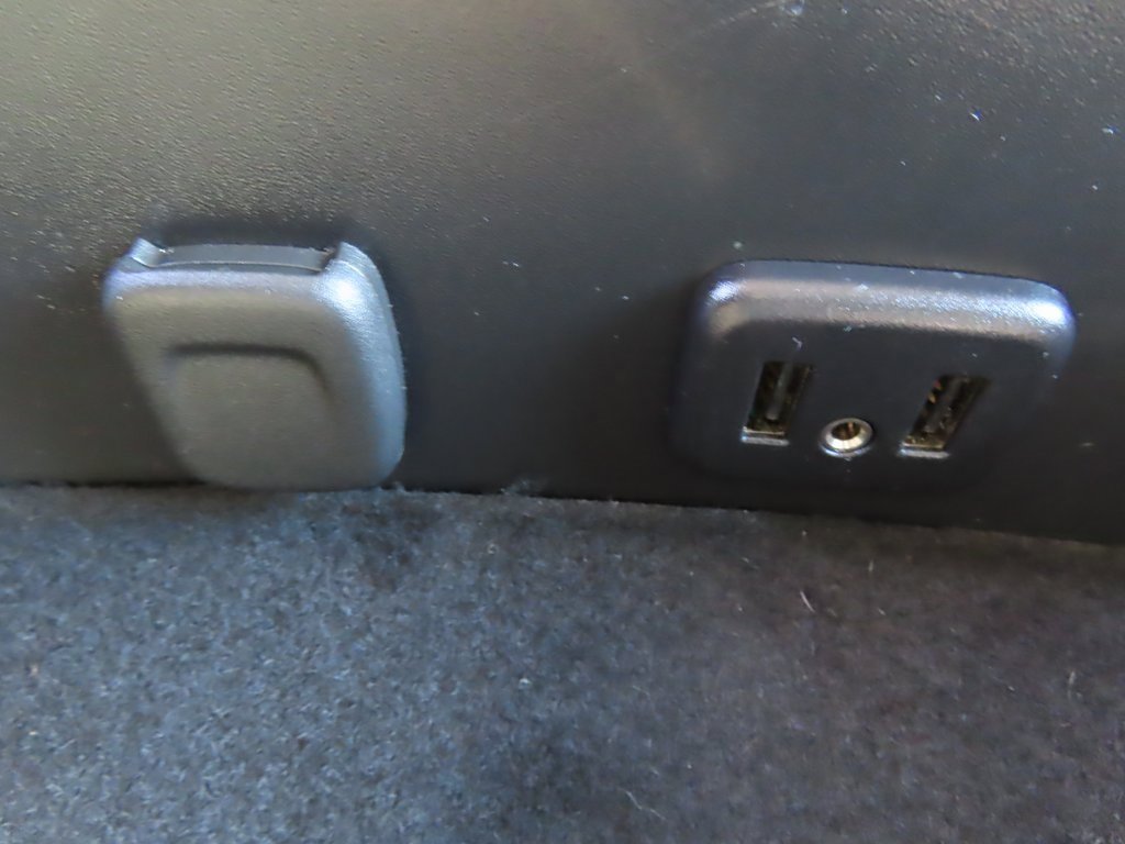 Certified 2018 Chevrolet Silverado 1500 LT w/ All Star Edition image 8