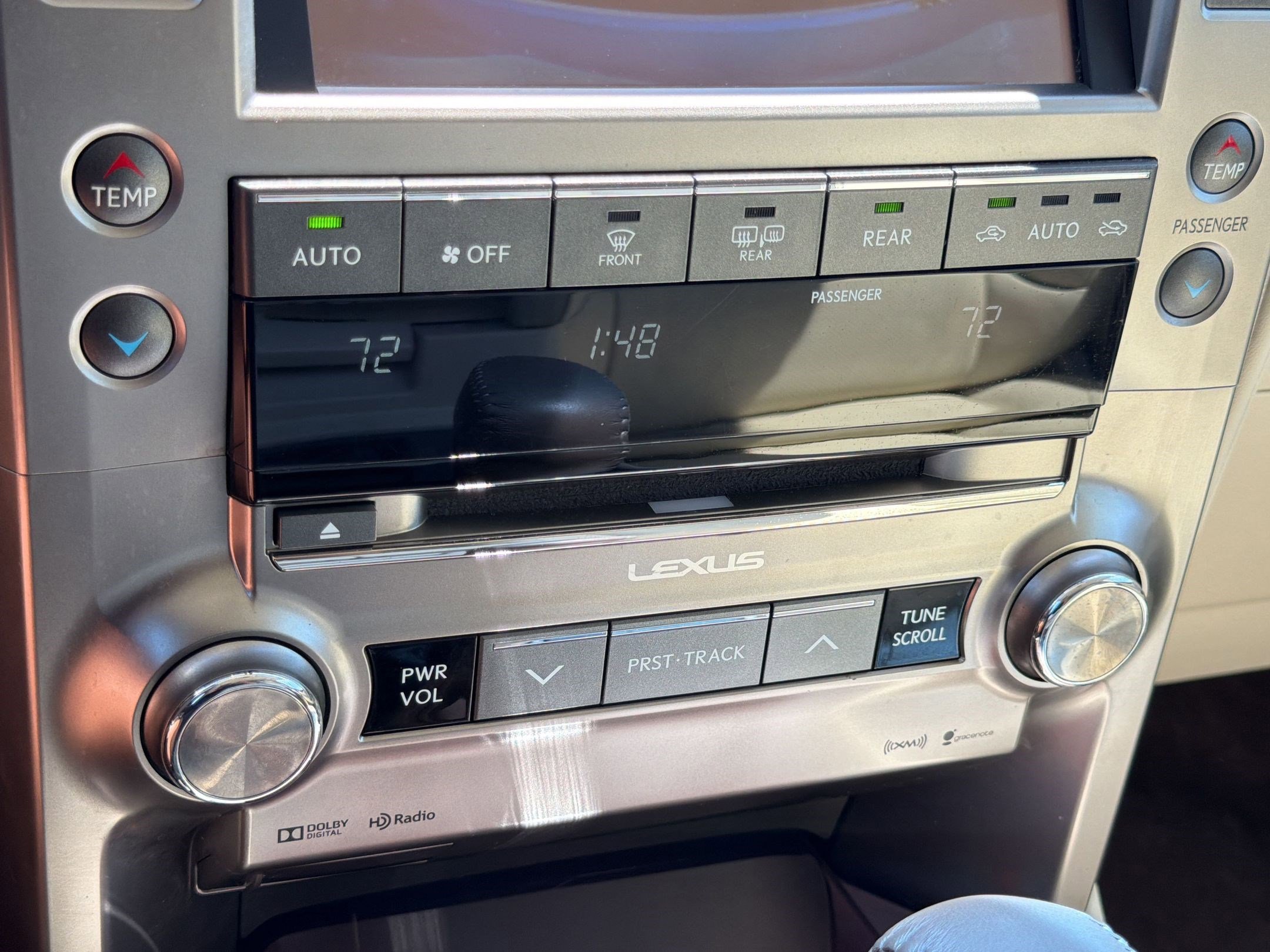 Used 2015 Lexus GX 460 w/ Premium Package AWD/4WD image 18
