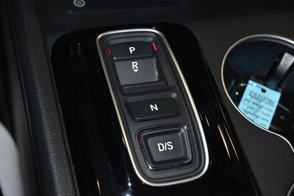 Used 2025 Honda Pilot Black Edition image 17