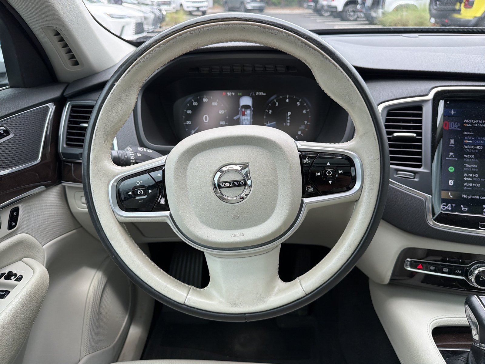 Used 2019 Volvo XC90 T6 Momentum w/ Protection Package AWD/4WD image 34