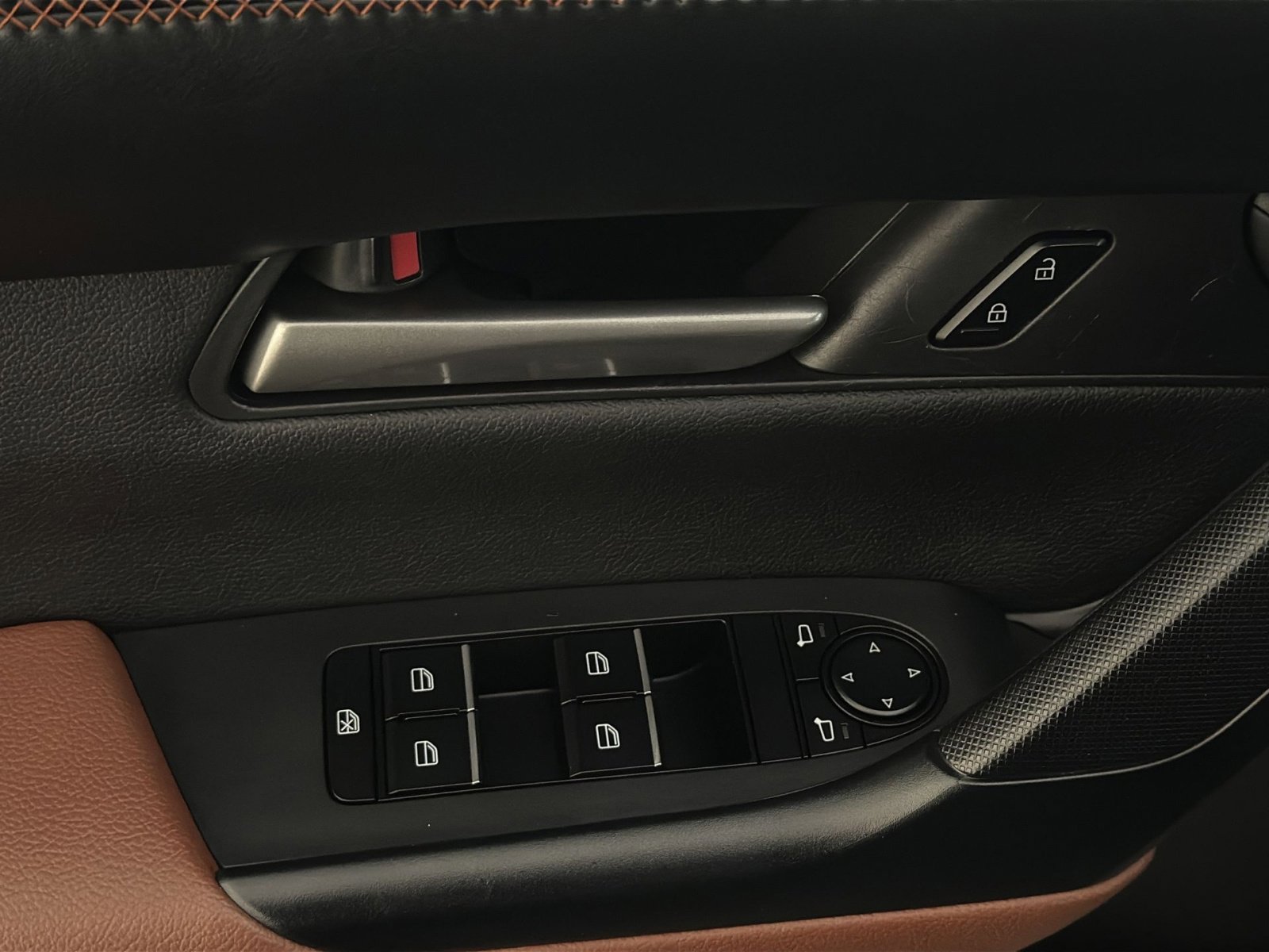 Used 2023 MAZDA CX-50 AWD 2.5 Turbo w/ Cargo Package image 15