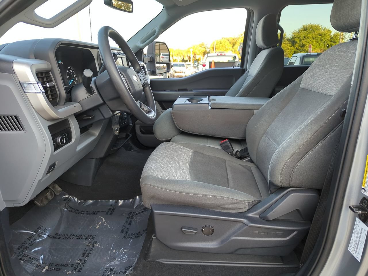 Used 2023 Ford F350 XLT AWD/4WD image 18